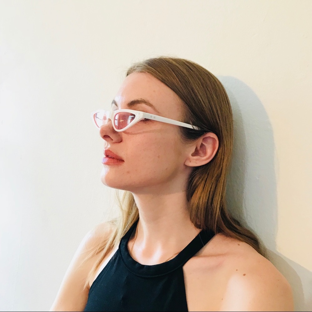 BELLA RETRO STYLE BABY WHITE SUNGLASSES UV 400 - Picture 6 of 8